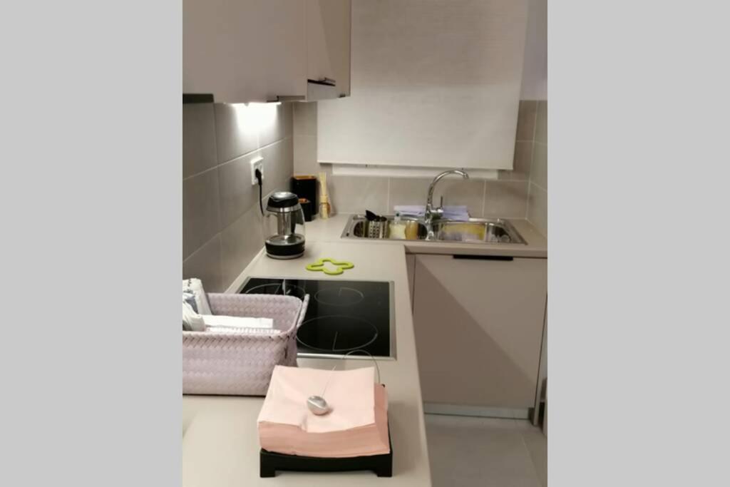 Athens City Apartment Next To Intercontinental II Exteriör bild